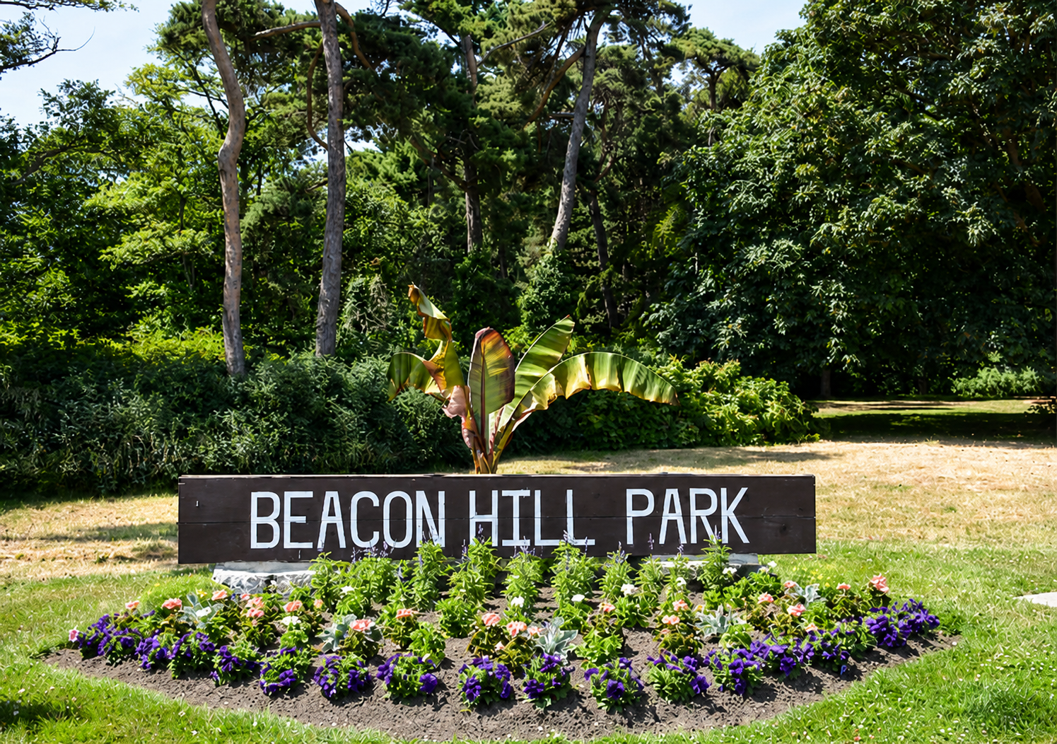 Beacon Hill Park entrance sign in Victoria, British Columbia